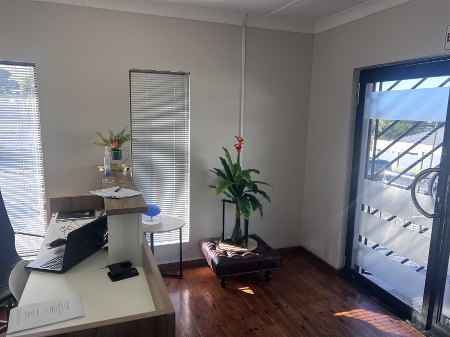 Commercial Property for Sale in Vincent Eastern Cape